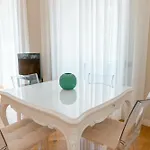 Apartament R Azalea House Como